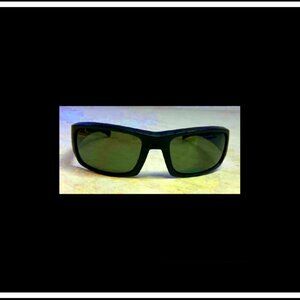 Rare & Unique Floor Model Kaenon Arlo Polarized Sunglasses, Made In Italy